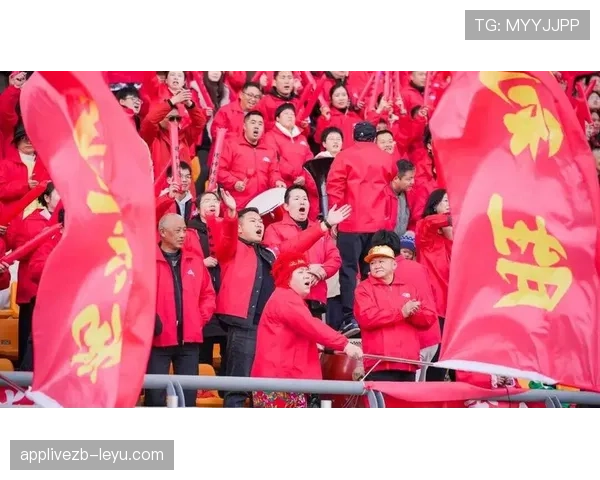 球迷热情助阵点燃赛场，助力球员竞技状态稳步攀升