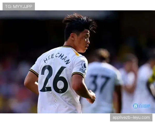 黄喜灿在狼队近期表现稳健,状态持续提升 黄喜灿在狼队近期表现稳健,状态持续提升